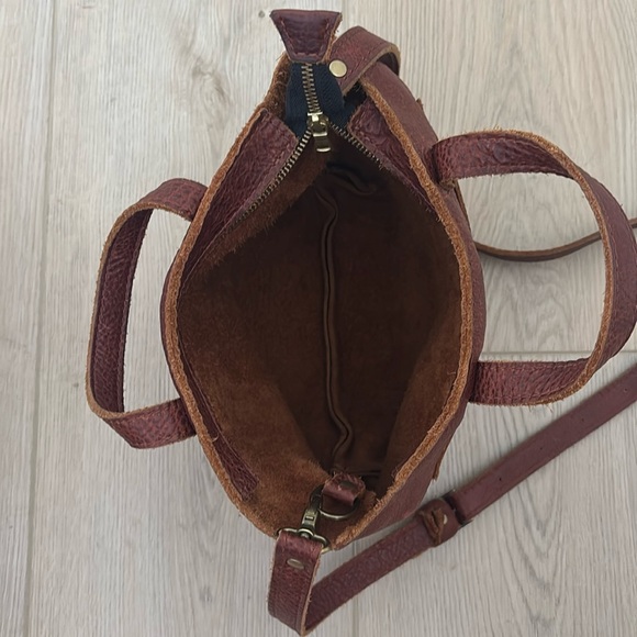 Crossbody Brown Leather Tote Bag - Picture 7 of 8